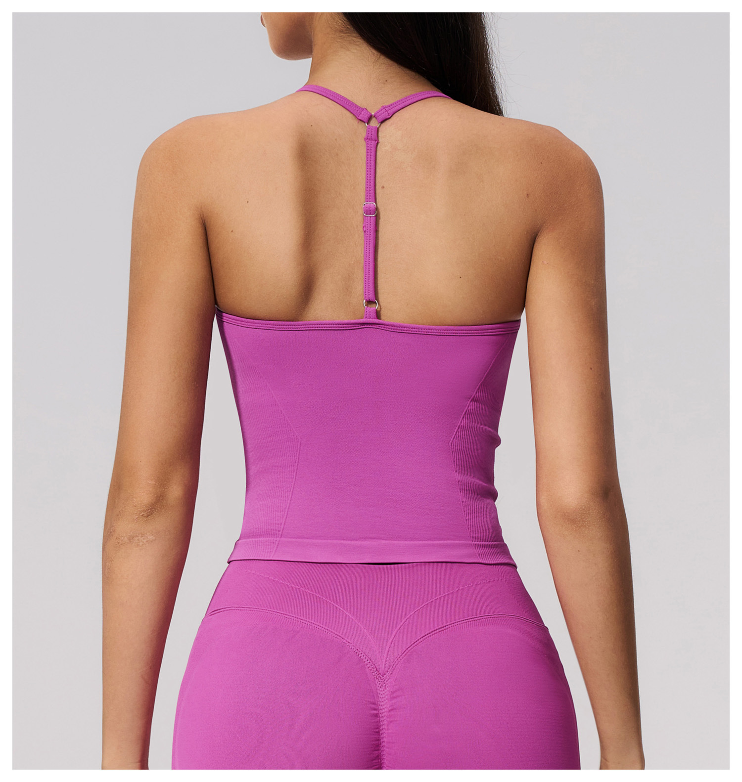 Top da Yoga Senza Cuciture di  - Seamless Ribbed Workout Tank Top recensione e prezzo